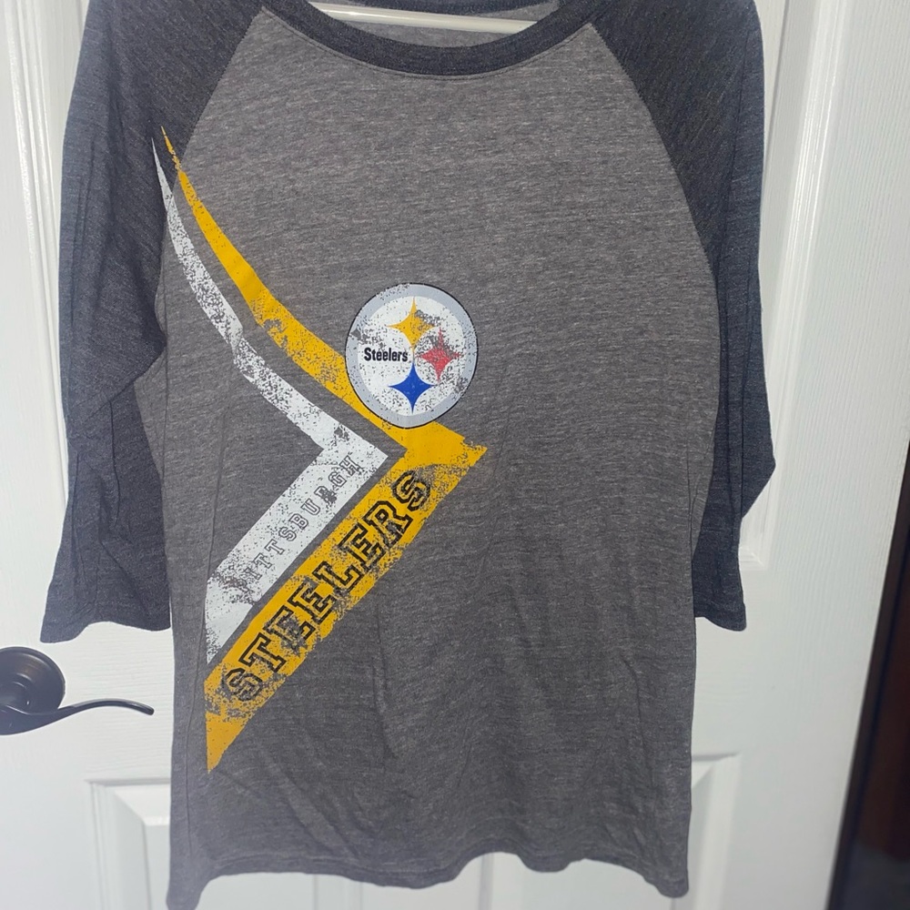 Ladies Reebok Steeler Shirt - Gray and Yellow